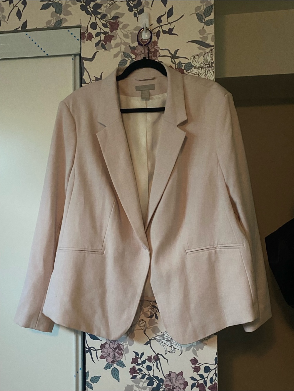 H&M Blush Pink Women's Tailored Blazer